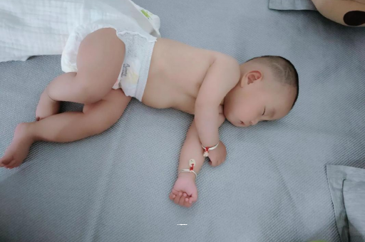 响水宝宝发烧可以喝牛奶吗